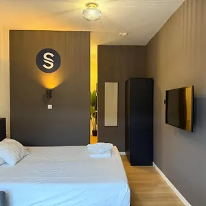 Apartament Central Studios, Haga